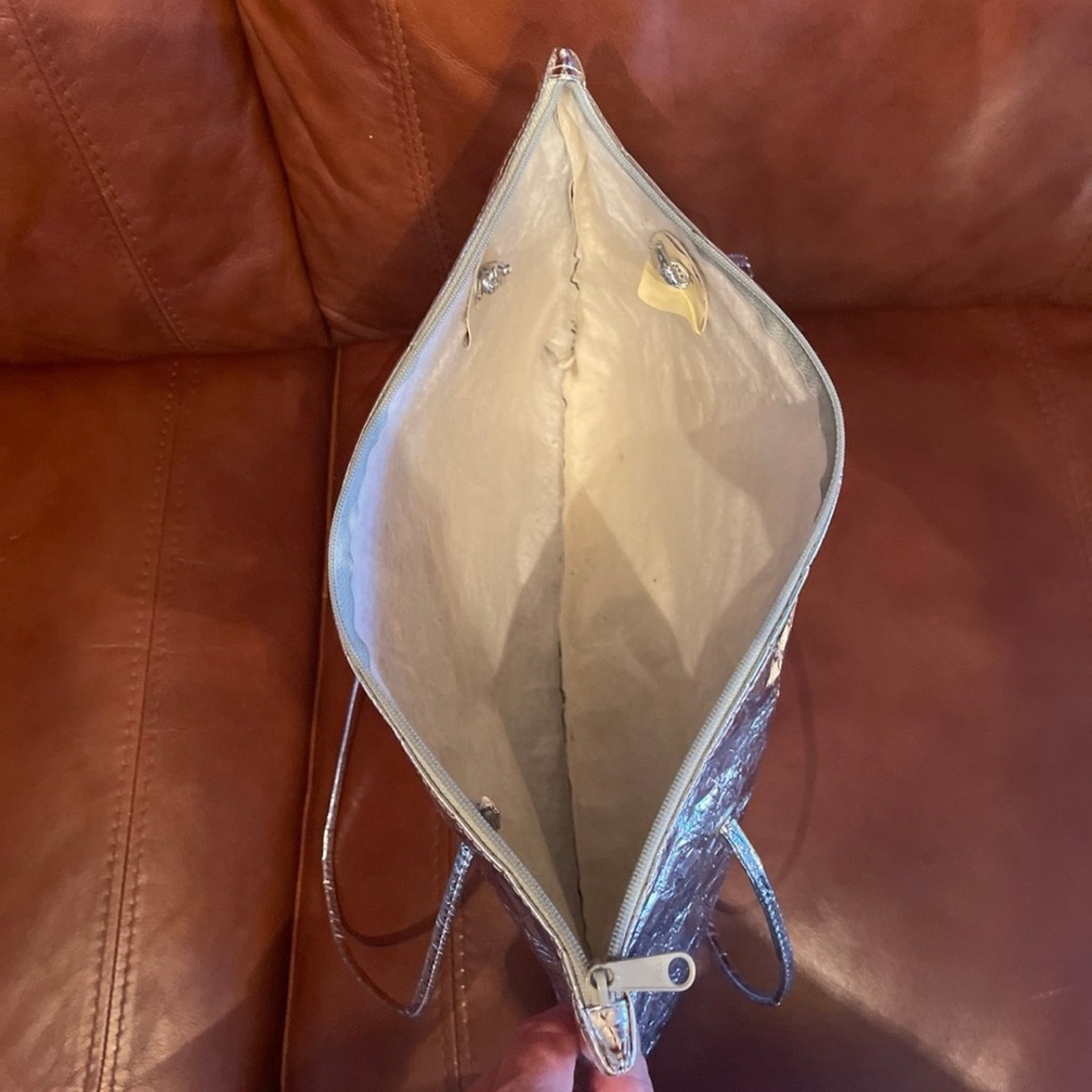 EUC Silver Foil Purse (3 pc set) - Picture 4 of 7